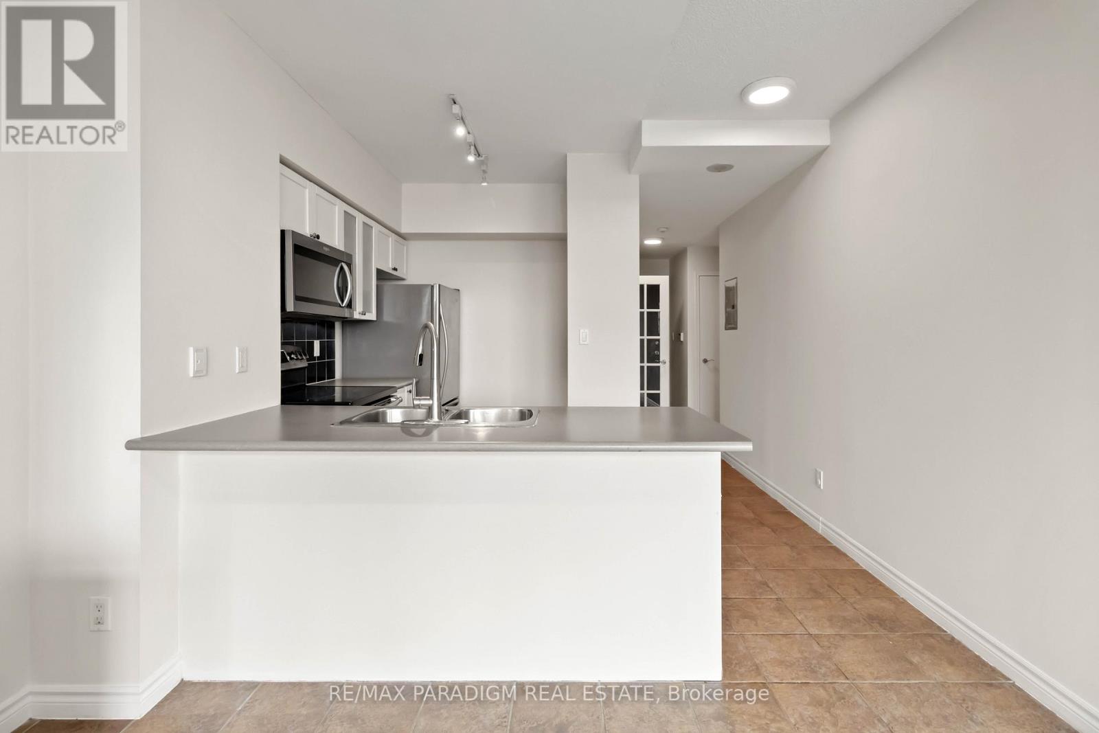 1017 - 410 Queens Quay W, Toronto, Ontario  M5V 3T1 - Photo 15 - C13032848