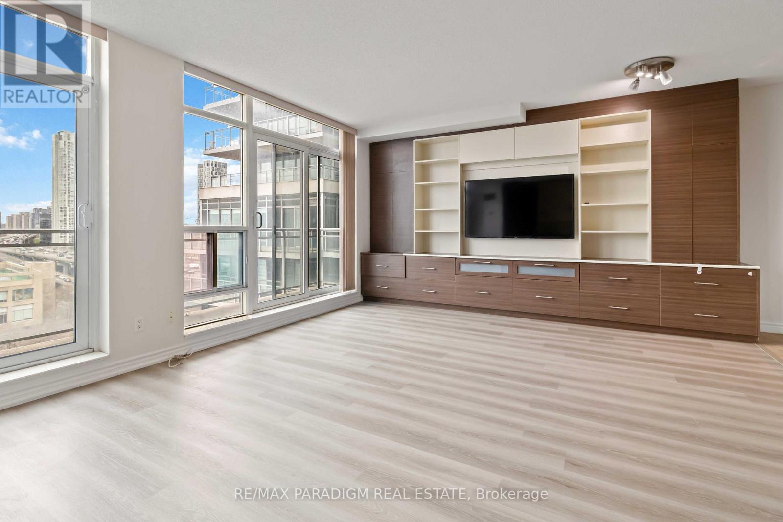 1017 - 410 Queens Quay W, Toronto, Ontario  M5V 3T1 - Photo 9 - C13032848