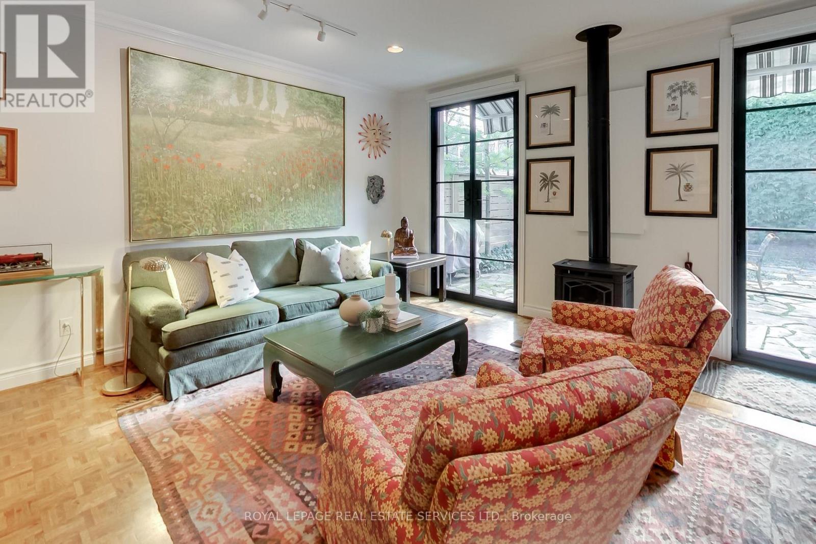 738 Huron Street, Toronto, Ontario  M4V 2W3 - Photo 12 - C13032868