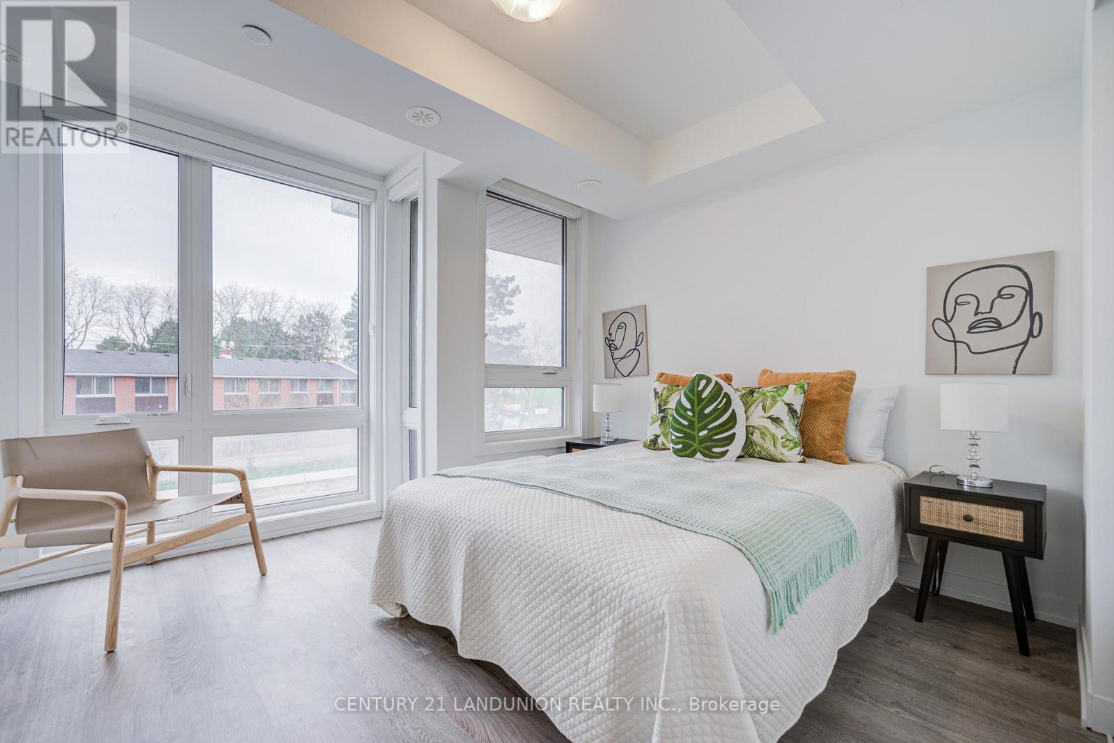 70 Turtle Island Road, Toronto, Ontario  M6A 2M5 - Photo 17 - C13032892