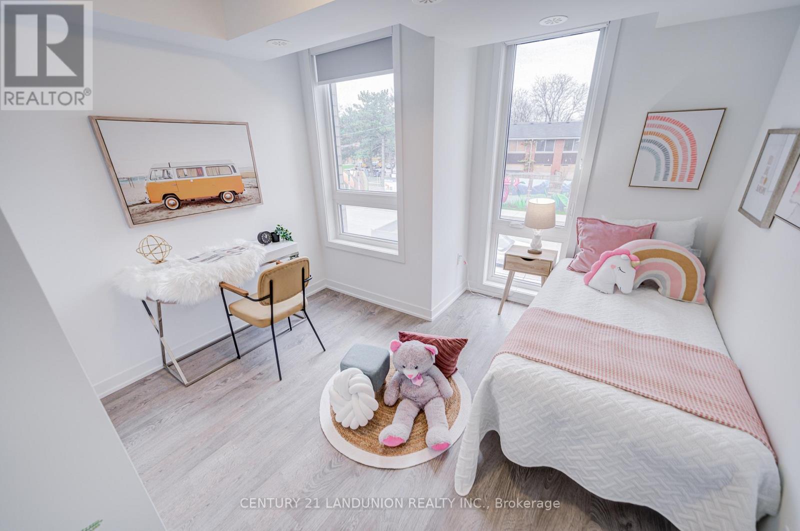 70 Turtle Island Road, Toronto, Ontario  M6A 2M5 - Photo 19 - C13032892