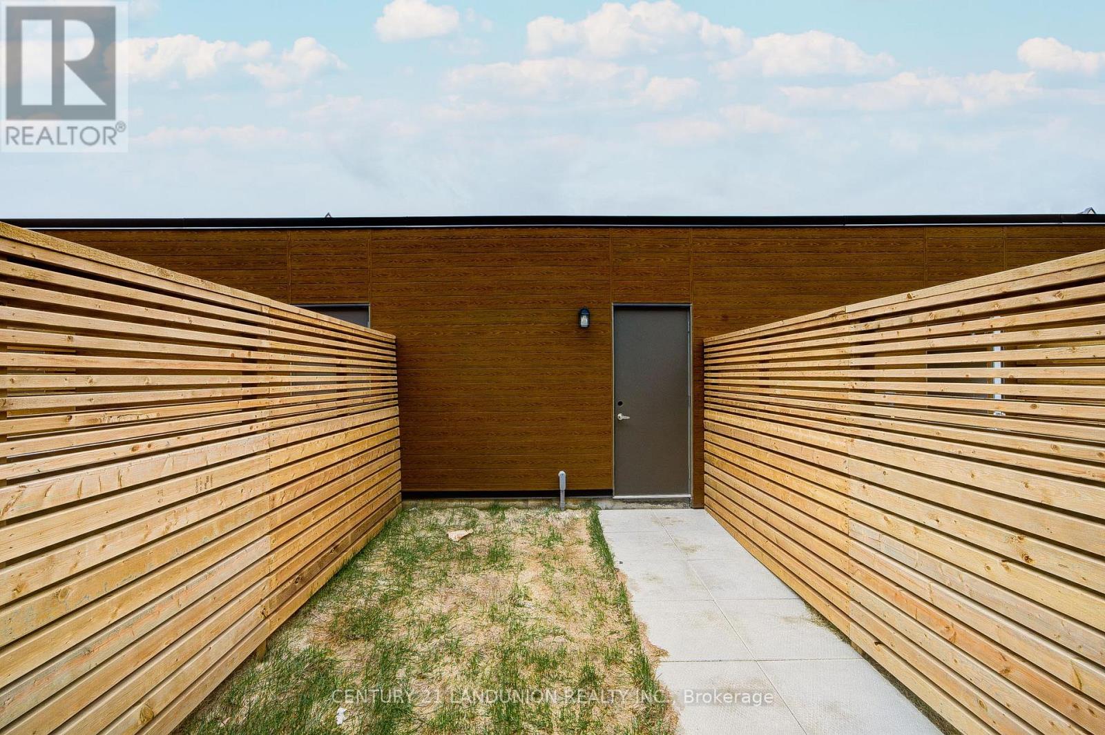 70 Turtle Island Road, Toronto, Ontario  M6A 2M5 - Photo 30 - C13032892