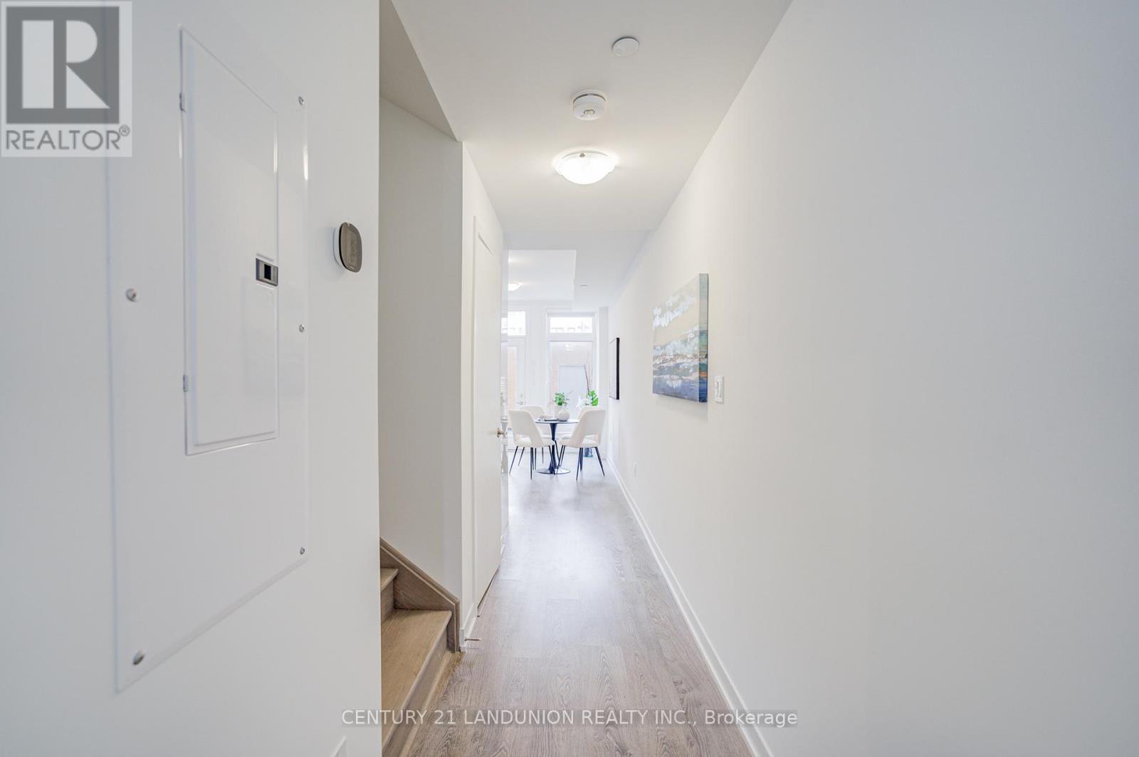 70 Turtle Island Road, Toronto, Ontario  M6A 2M5 - Photo 7 - C13032892