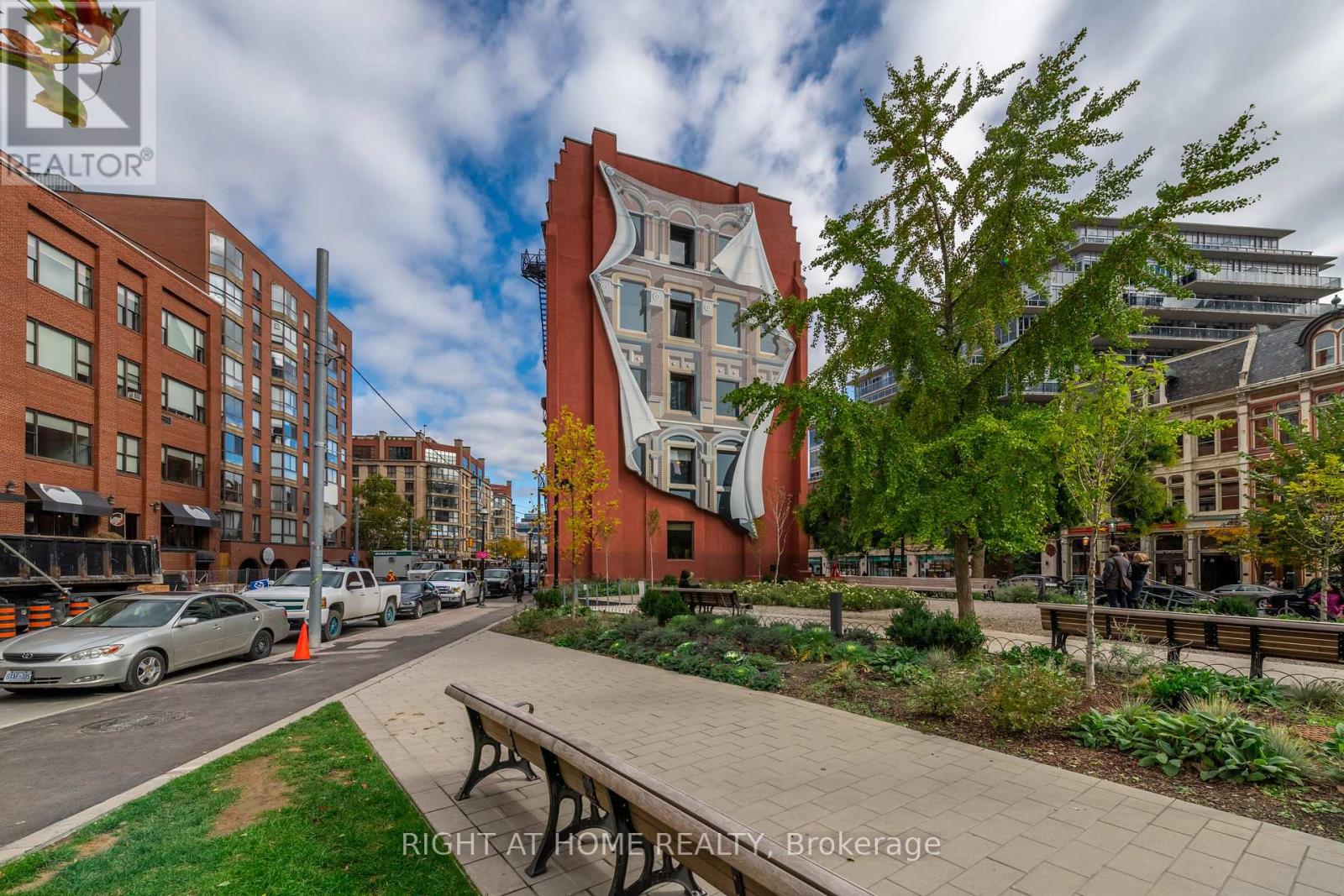 905 - 30 Church Street, Toronto, Ontario  M5E 1S7 - Photo 3 - C13032966