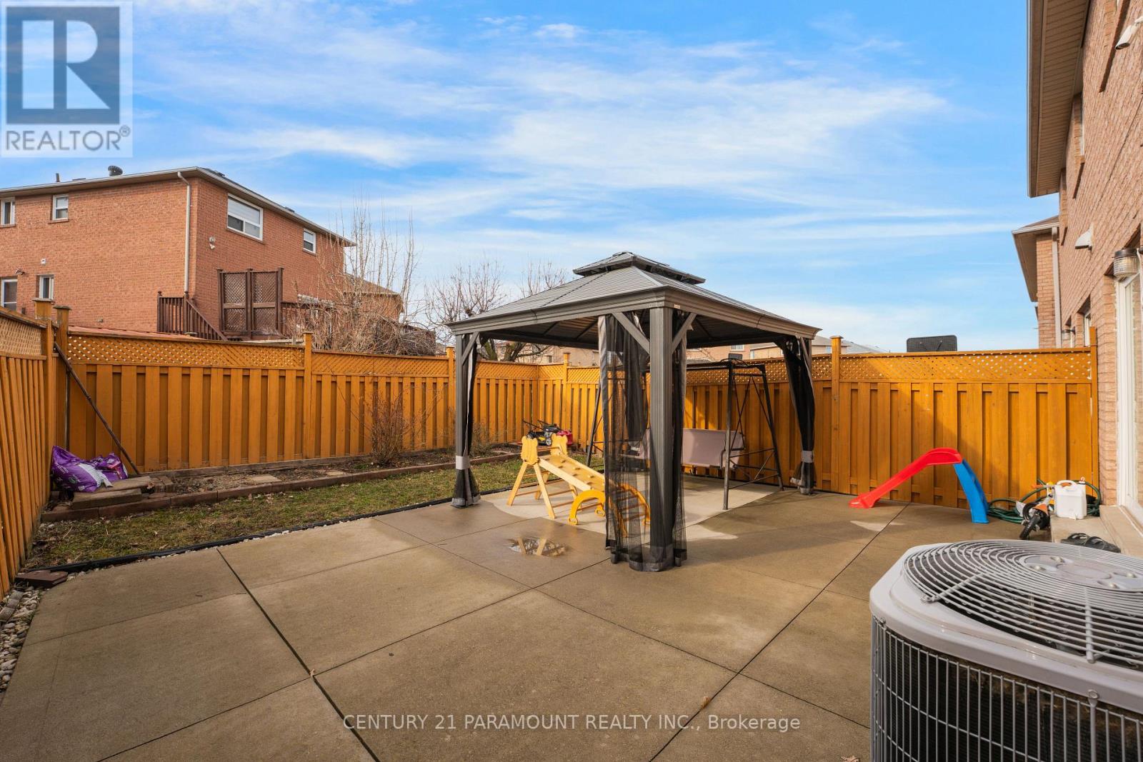 77 Tumbleweed Trail, Brampton, Ontario  L6Y 4Z9 - Photo 49 - W12991202