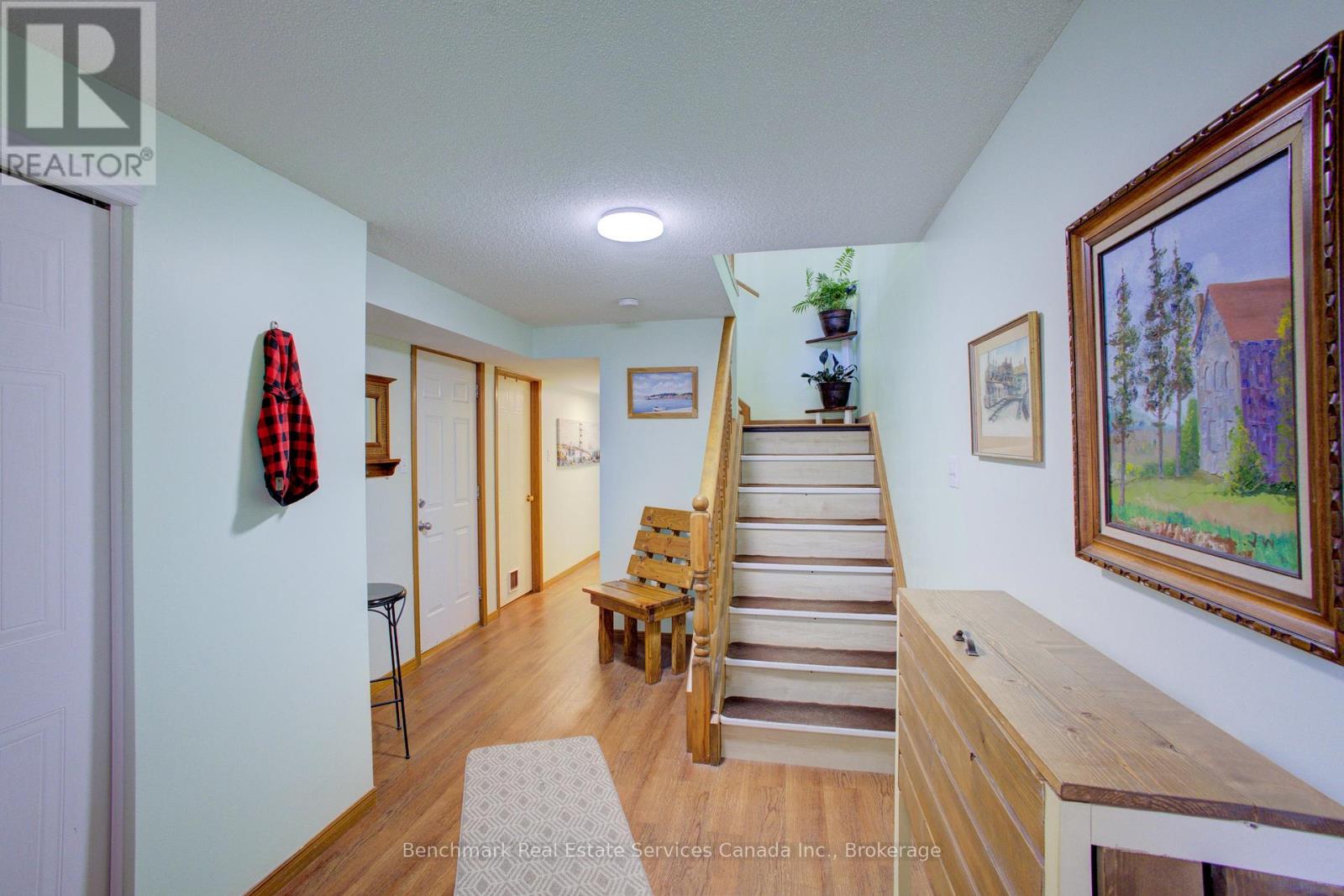 21 Southvale Road, St. Marys, Ontario  N4X 1E9 - Photo 10 - X13032950