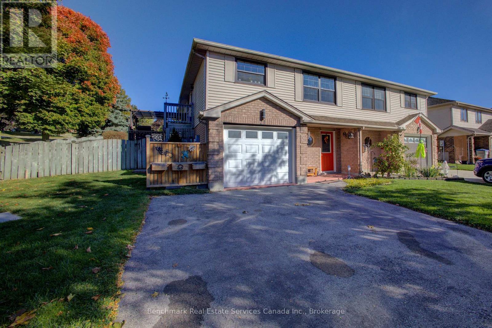 21 Southvale Road, St. Marys, Ontario  N4X 1E9 - Photo 2 - X13032950