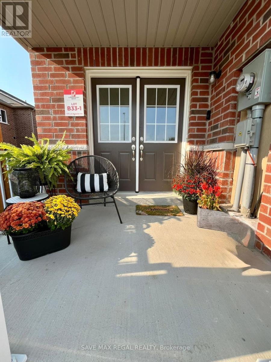 1174 Jim Brewster Circle, Oshawa, Ontario  L1K 1A4 - Photo 2 - E13032838