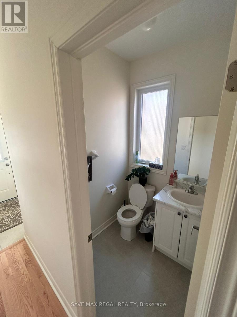 1174 Jim Brewster Circle, Oshawa, Ontario  L1K 1A4 - Photo 8 - E13032838