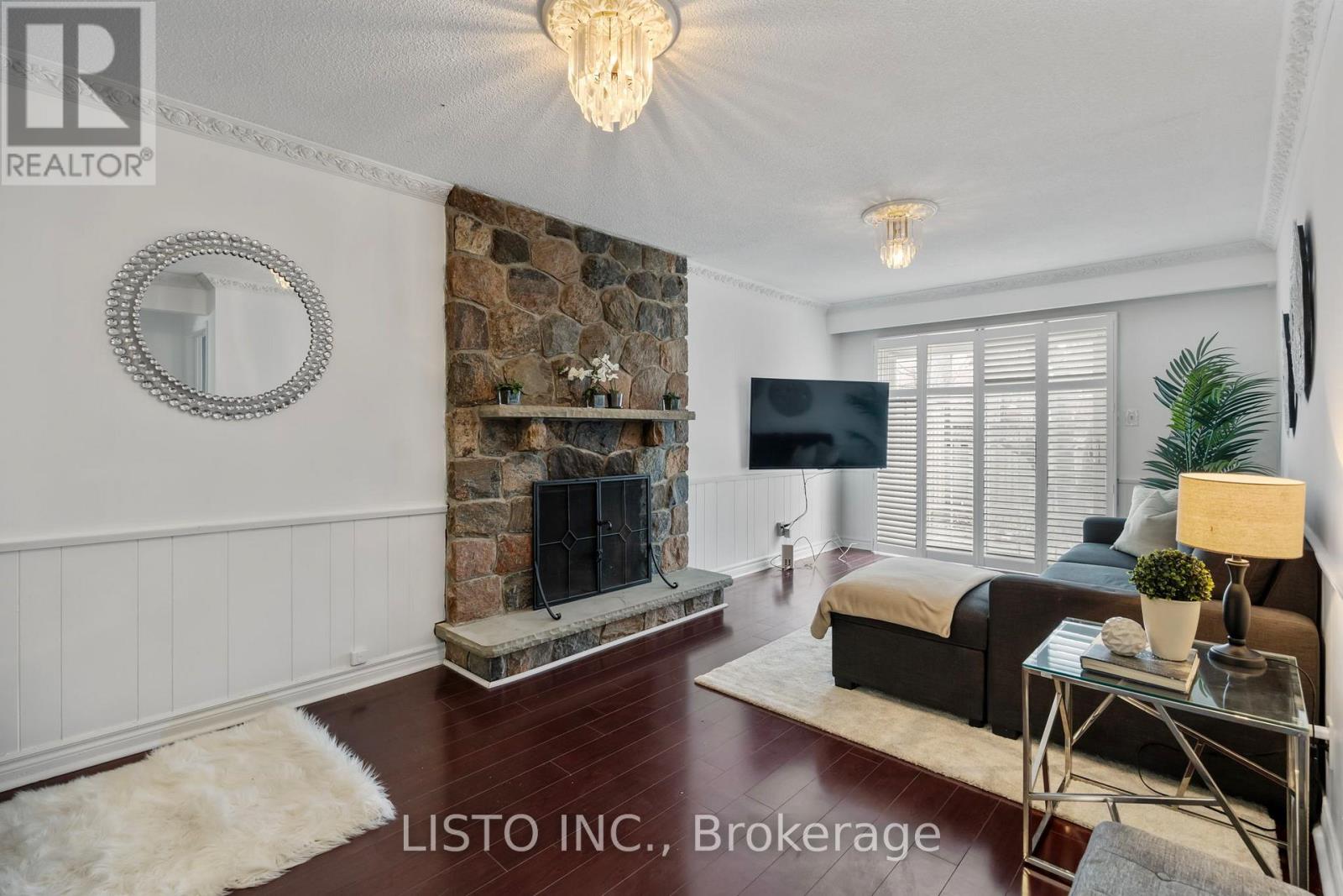 43 Robbinstone Drive, Toronto, Ontario  M1B 2C4 - Photo 19 - E13032918