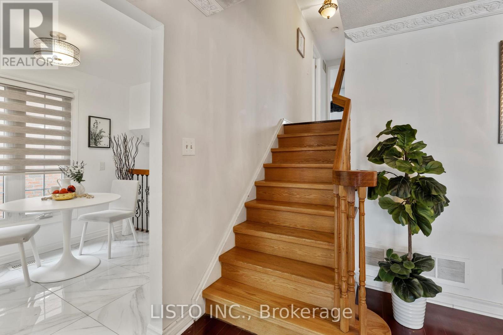 43 Robbinstone Drive, Toronto, Ontario  M1B 2C4 - Photo 25 - E13032918