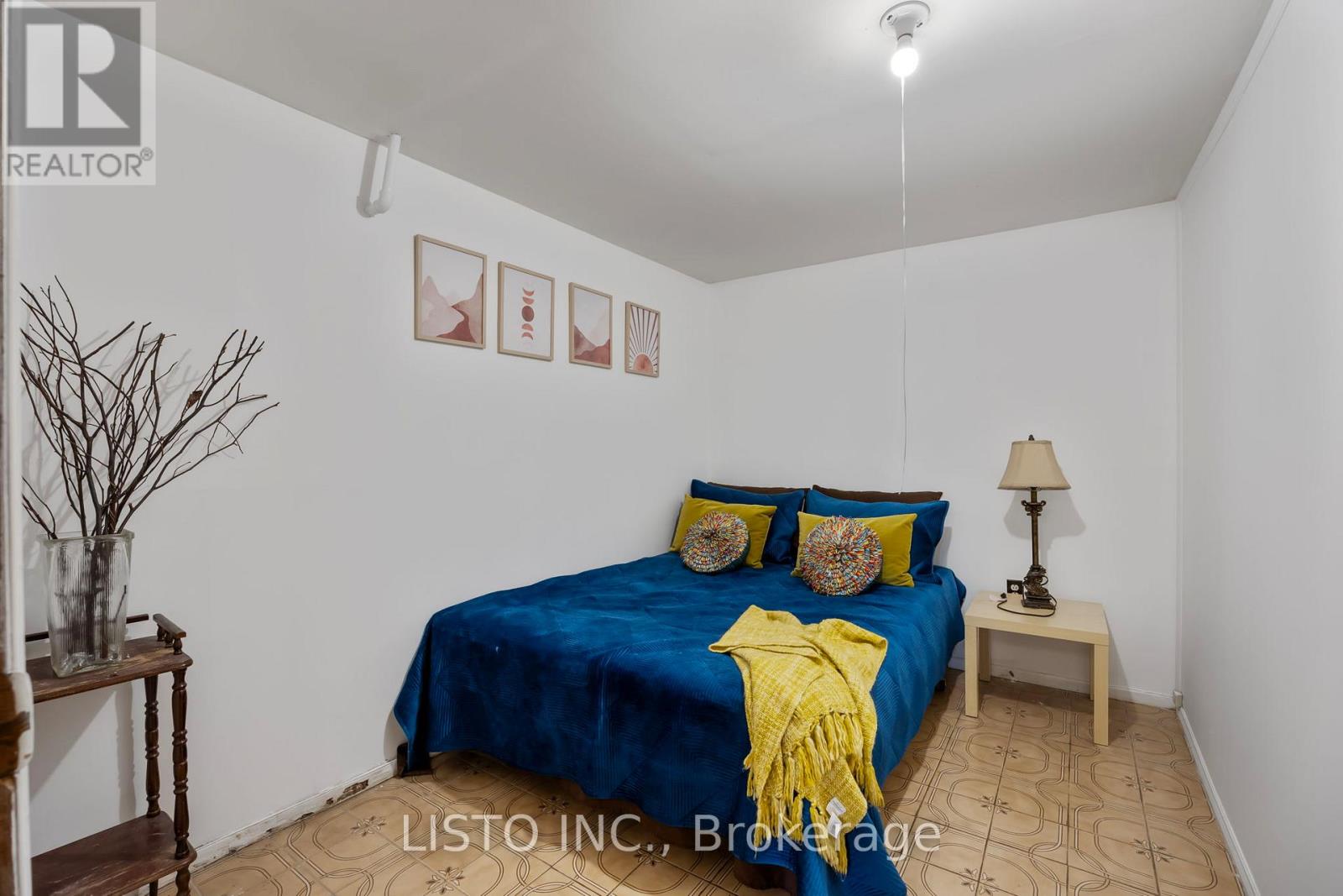 43 Robbinstone Drive, Toronto, Ontario  M1B 2C4 - Photo 36 - E13032918