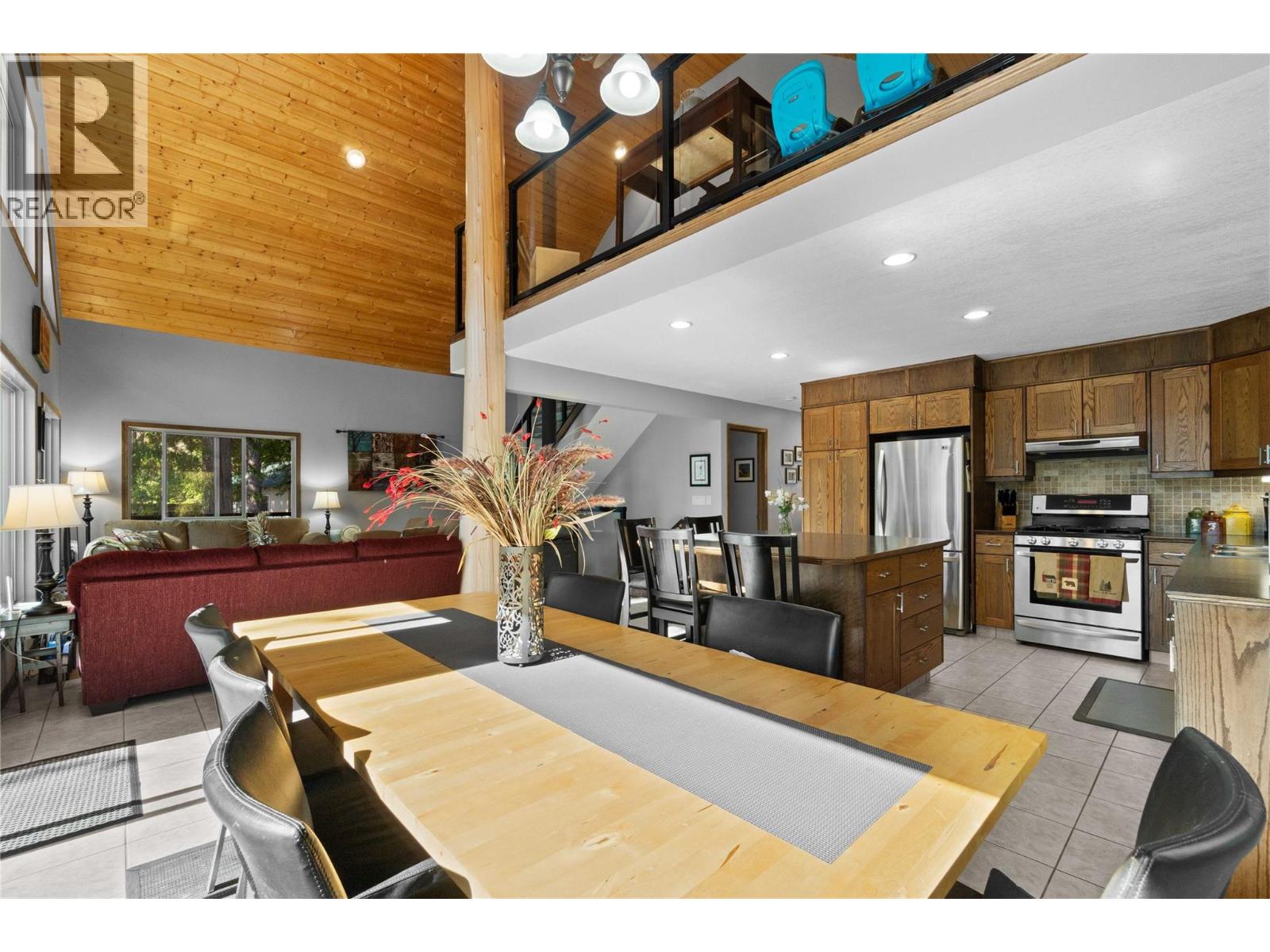 9000 Seymour Arm Main Fsr Unit# 12 & 13, Seymour Arm, British Columbia  V0E 1M0 - Photo 16 - 10383302