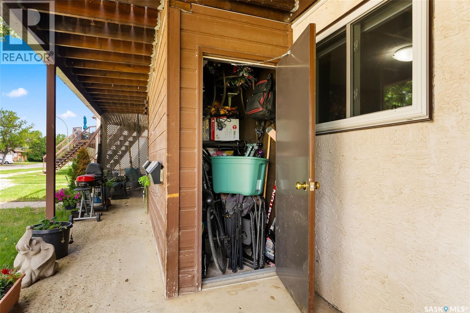 102 2911 Harding Street, Regina, Saskatchewan  S4V 1B9 - Photo 5 - SK033664