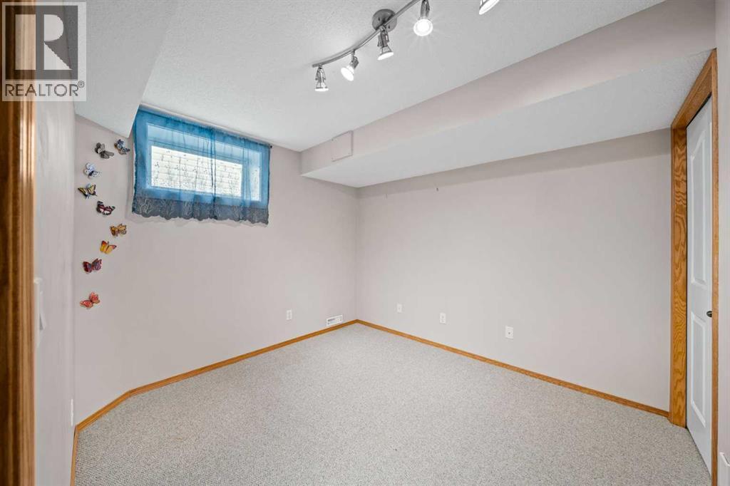 90 Riverview Circle SE, Calgary, Alberta  T2C 4K1 - Photo 32 - A2301368