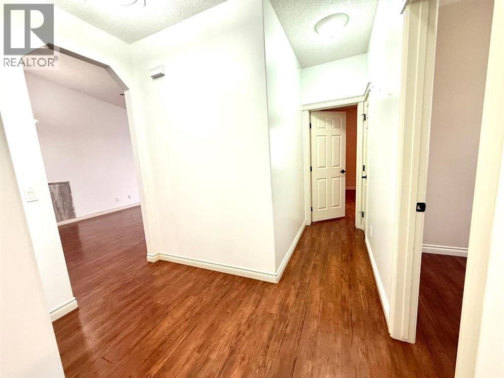 501 Sunvale Crescent NE, High River, Alberta  T1V 0E8 - Photo 12 - A2303703