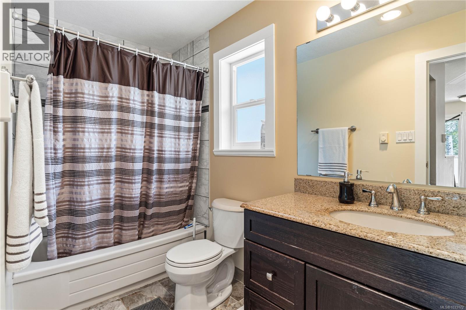 3 3350 Island Hwy, Qualicum Beach, British Columbia  V9K 2S2 - Photo 15 - 1033172