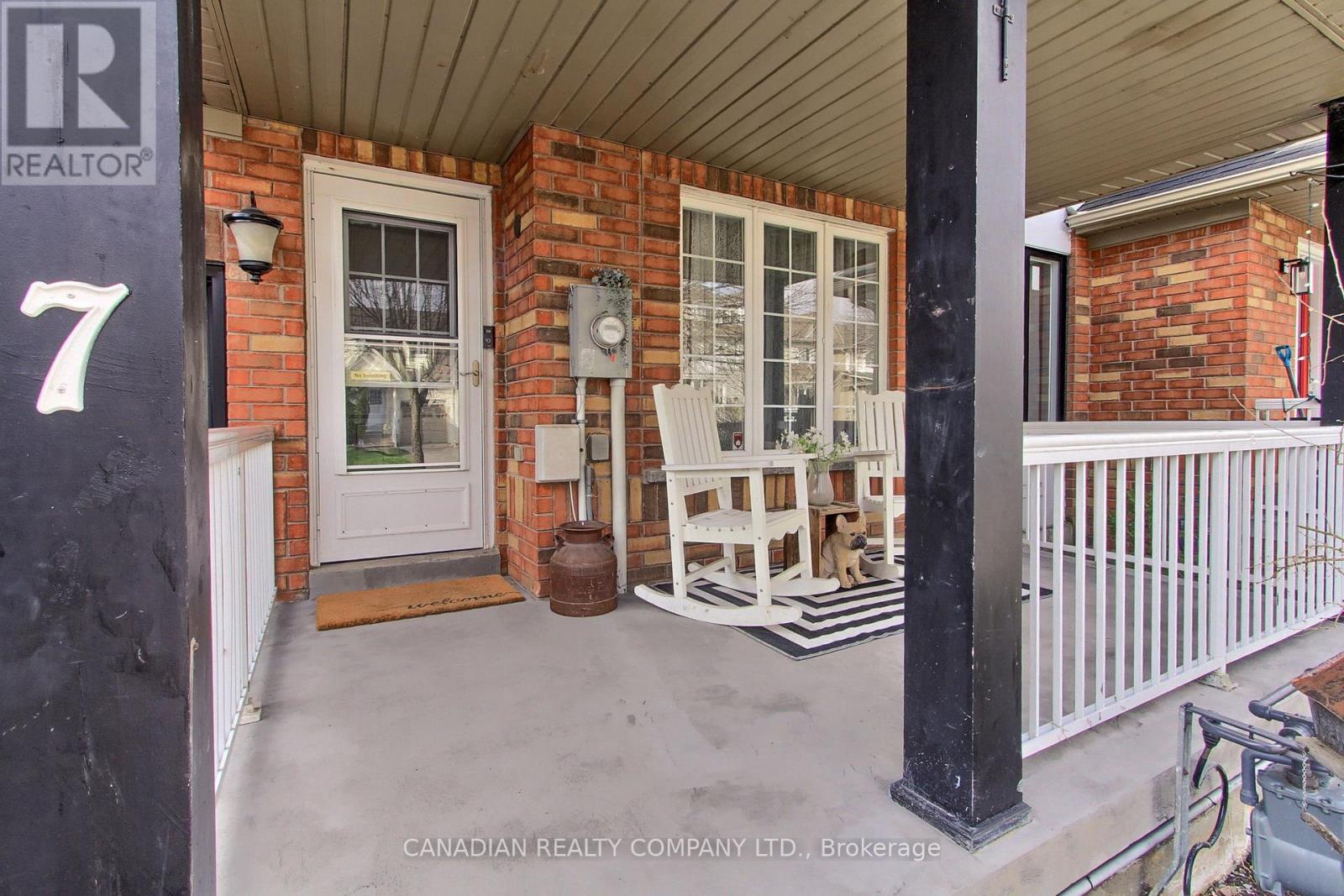 7 Glasgow Crescent, Georgina, Ontario  L4P 4A9 - Photo 4 - N13032858