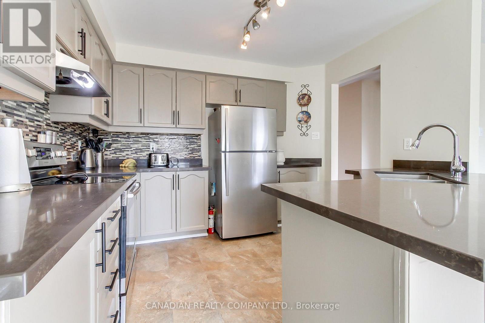 7 Glasgow Crescent, Georgina, Ontario  L4P 4A9 - Photo 9 - N13032858