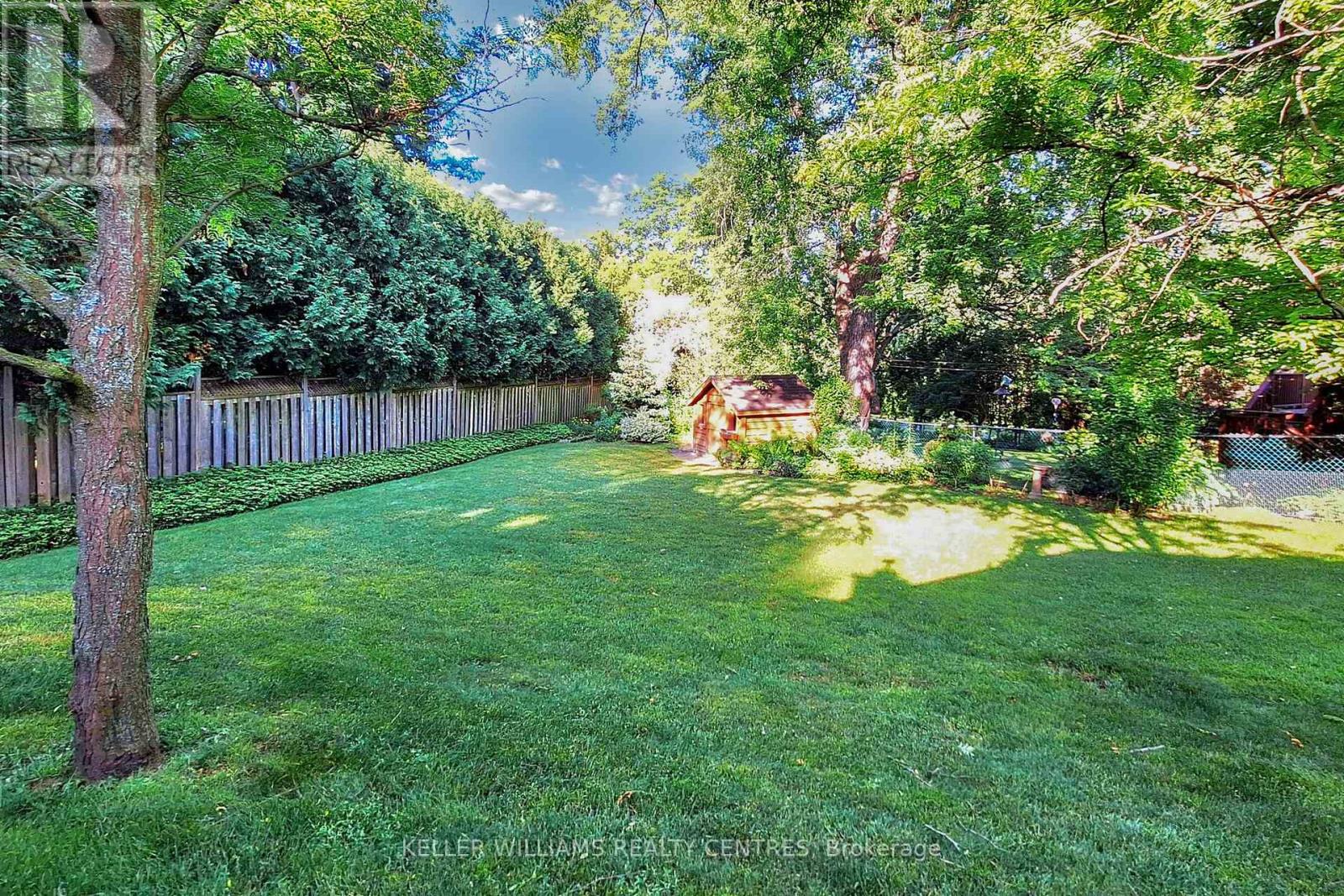 27 Hawthorne Lane, Aurora, Ontario  L4G 3K8 - Photo 5 - N13032864