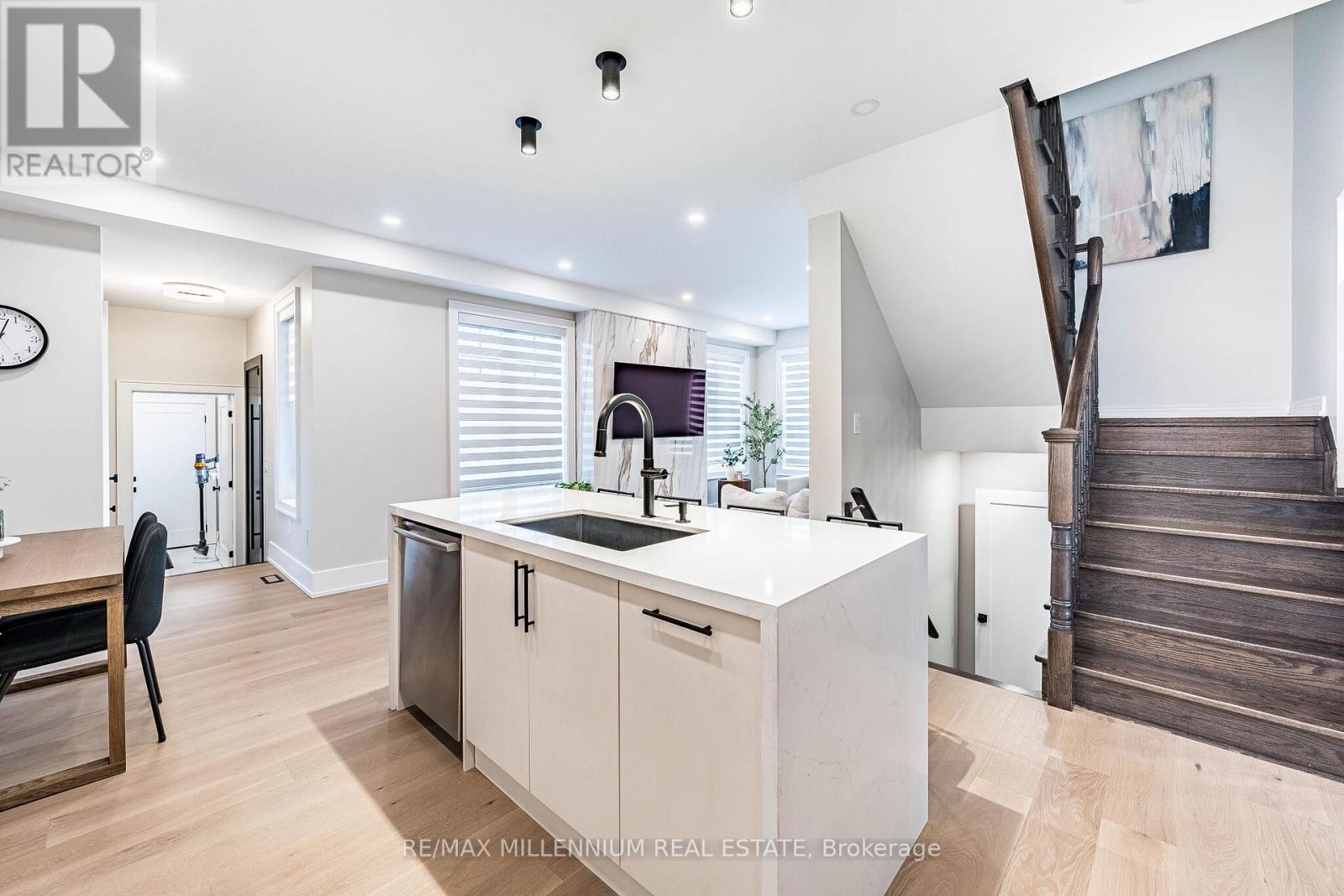 288 Barons Street, Vaughan, Ontario  L4H 3Z3 - Photo 12 - N13032866