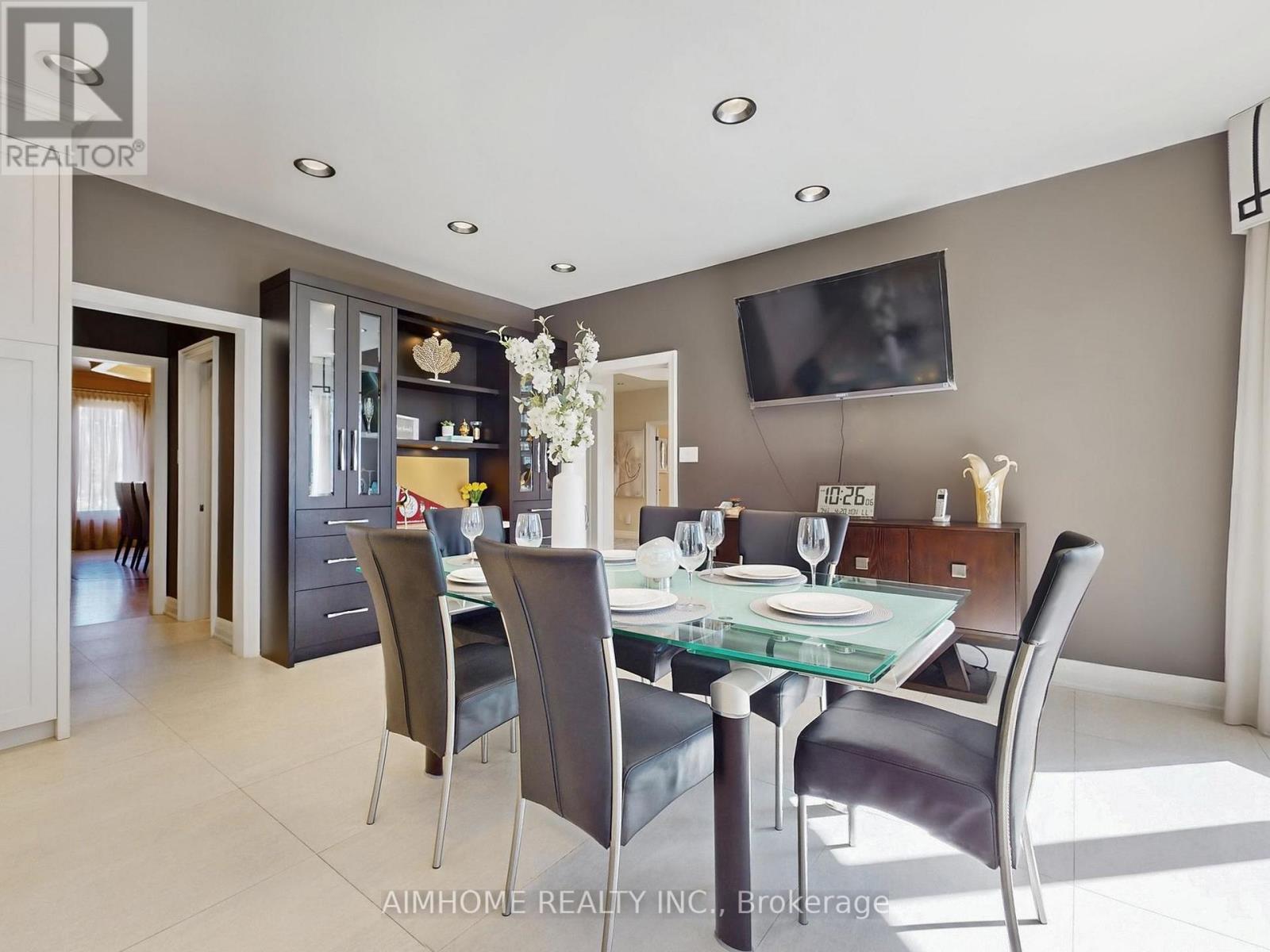 145 Renaissance Court, Vaughan (Beverley Glen), Ontario  L4J 7W4 - Photo 18 - N13032890