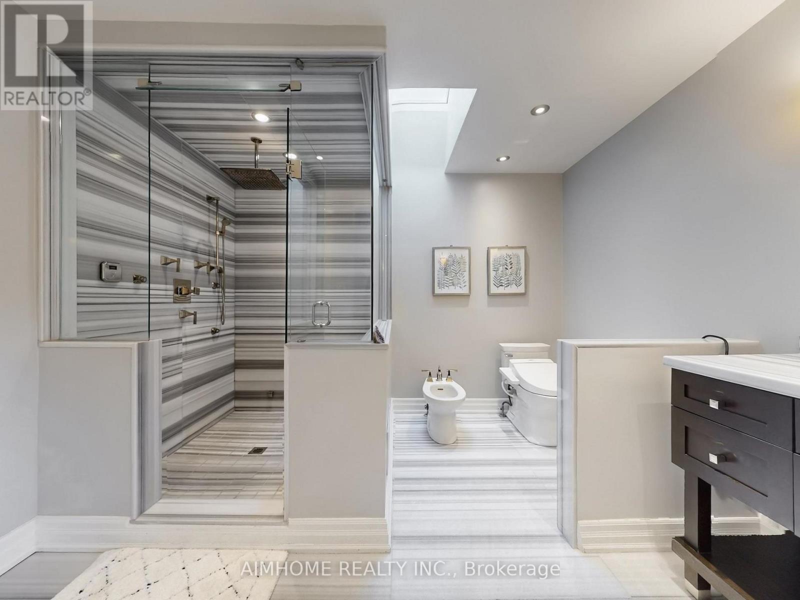 145 Renaissance Court, Vaughan (Beverley Glen), Ontario  L4J 7W4 - Photo 38 - N13032890