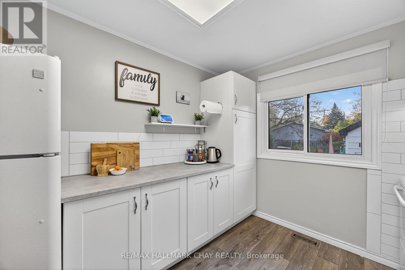 2036 Northern Avenue, Innisfil, Ontario  L9S 1Z4 - Photo 11 - N13032936