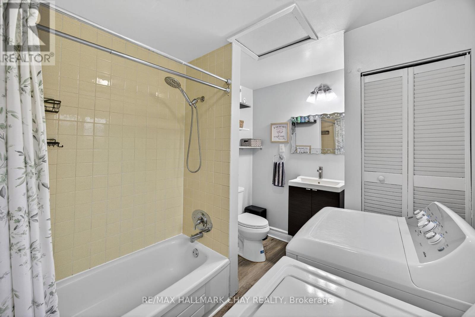 2036 Northern Avenue, Innisfil, Ontario  L9S 1Z4 - Photo 17 - N13032936