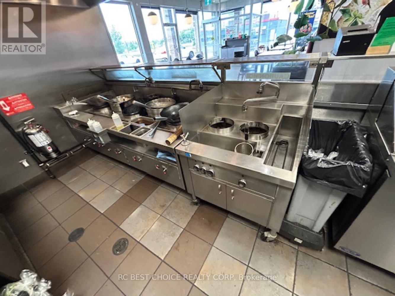 37b - 10520 Yonge Street, Richmond Hill (Mill Pond), Ontario  L4C 3C7 - Photo 12 - N13032938