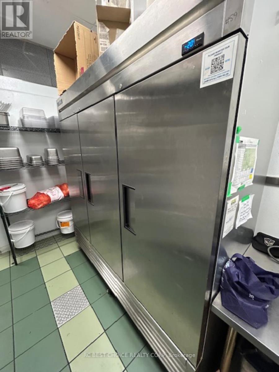 37b - 10520 Yonge Street, Richmond Hill (Mill Pond), Ontario  L4C 3C7 - Photo 17 - N13032938