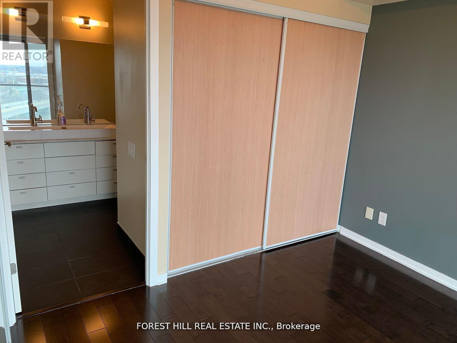 1305 - 105 The Queensway Avenue, Toronto (High Park-Swansea), Ontario  M6S 5B5 - Photo 11 - W13032900