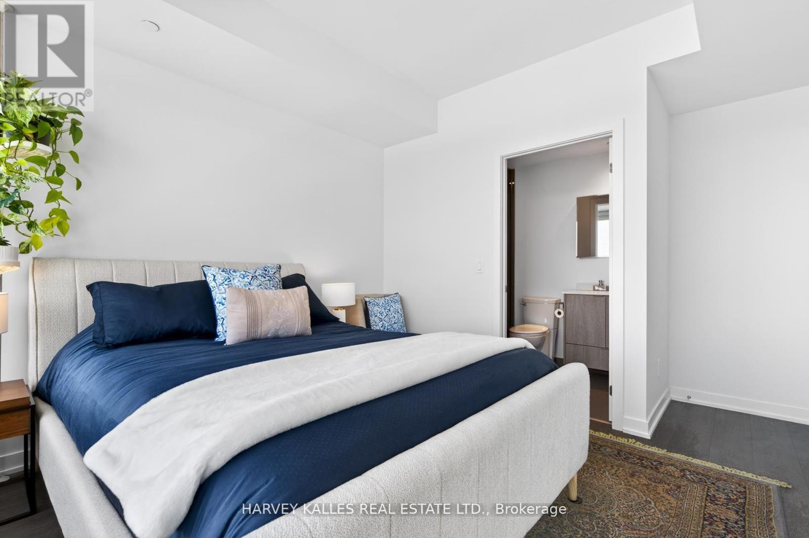 2201 - 1926 Lake Shore Boulevard W, Toronto, Ontario  M6S 1A1 - Photo 14 - W13032944