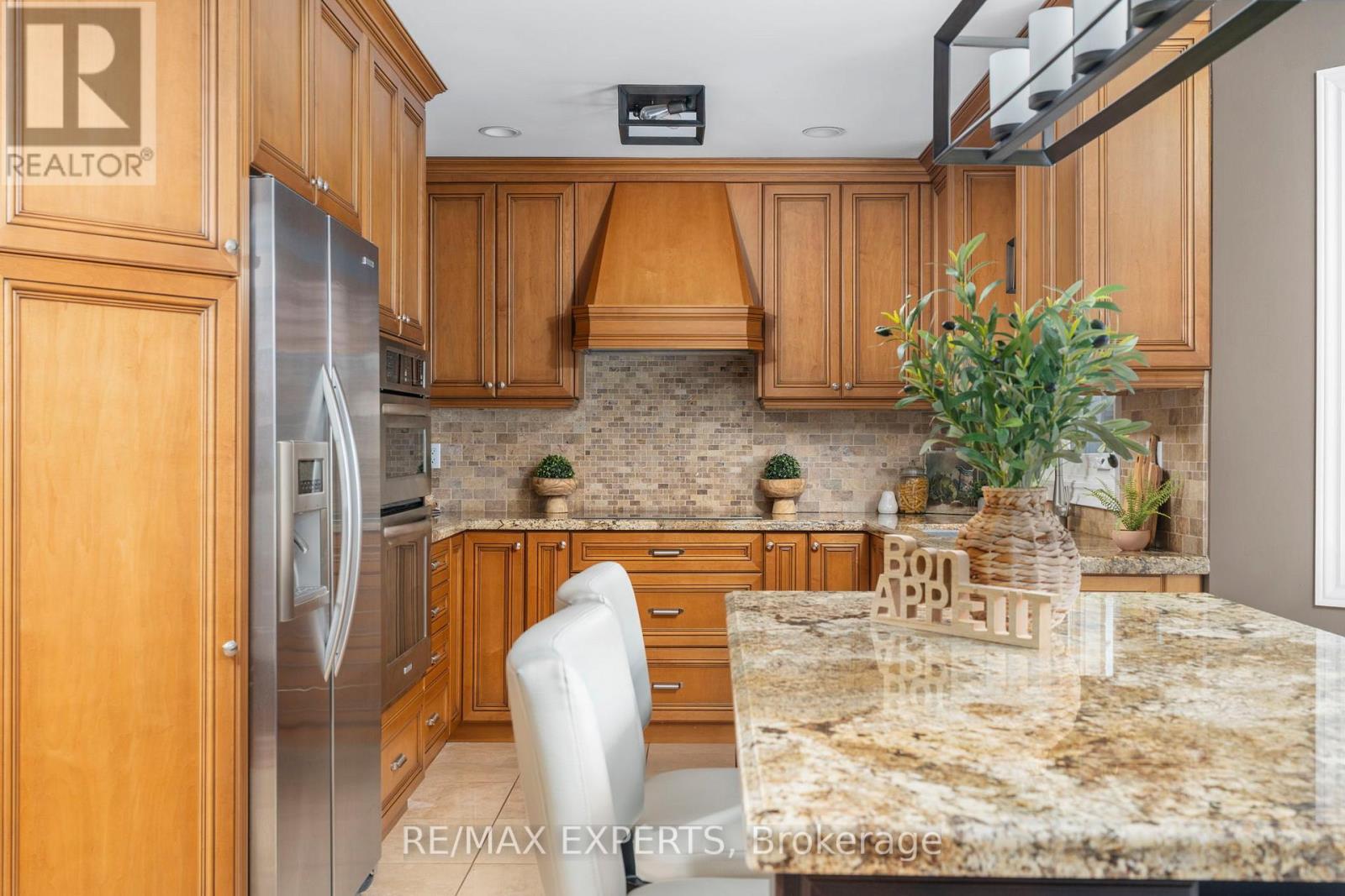 64 Whitbread Avenue, Caledon, Ontario  L7E 1R1 - Photo 17 - W13032952