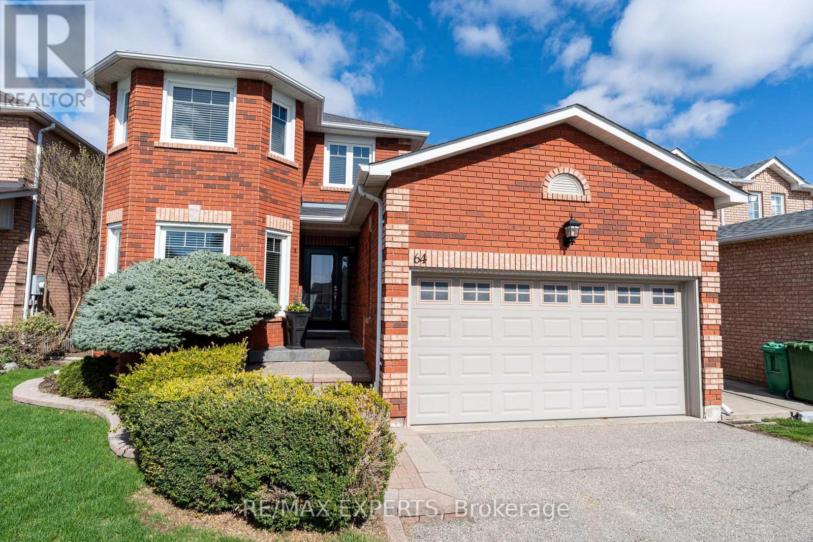 64 Whitbread Avenue, Caledon, Ontario  L7E 1R1 - Photo 2 - W13032952