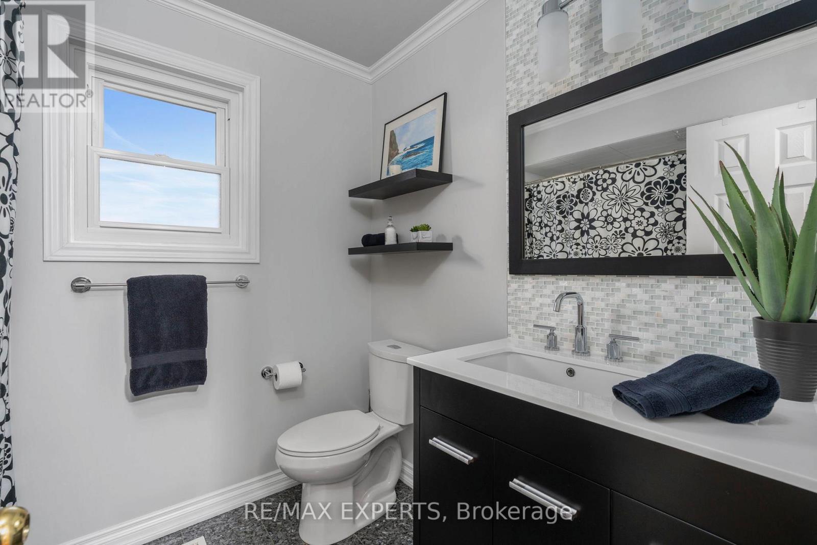 64 Whitbread Avenue, Caledon, Ontario  L7E 1R1 - Photo 27 - W13032952