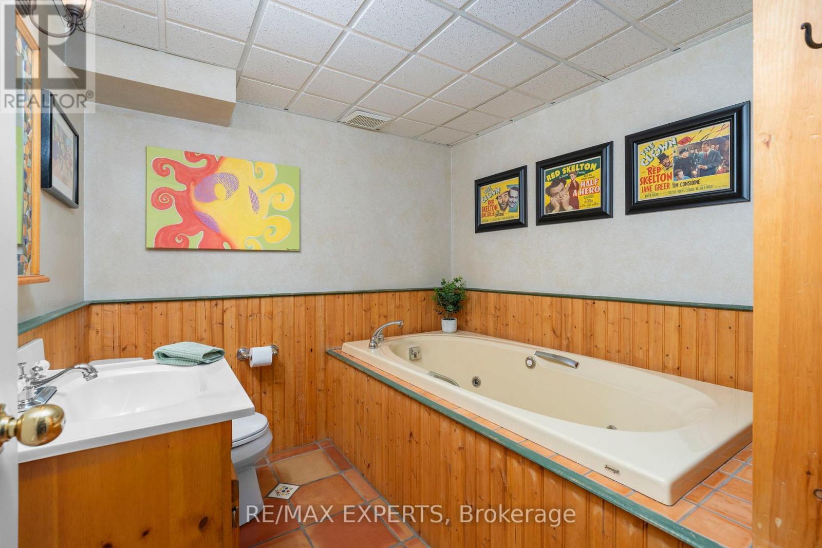 64 Whitbread Avenue, Caledon, Ontario  L7E 1R1 - Photo 34 - W13032952