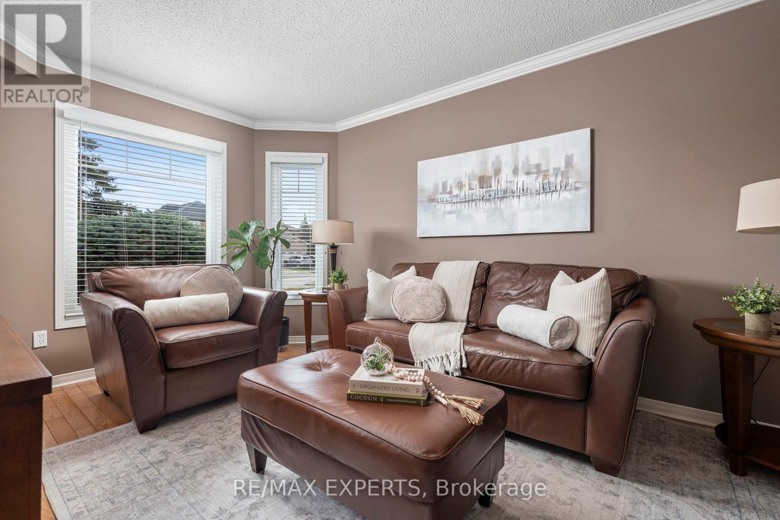 64 Whitbread Avenue, Caledon, Ontario  L7E 1R1 - Photo 7 - W13032952