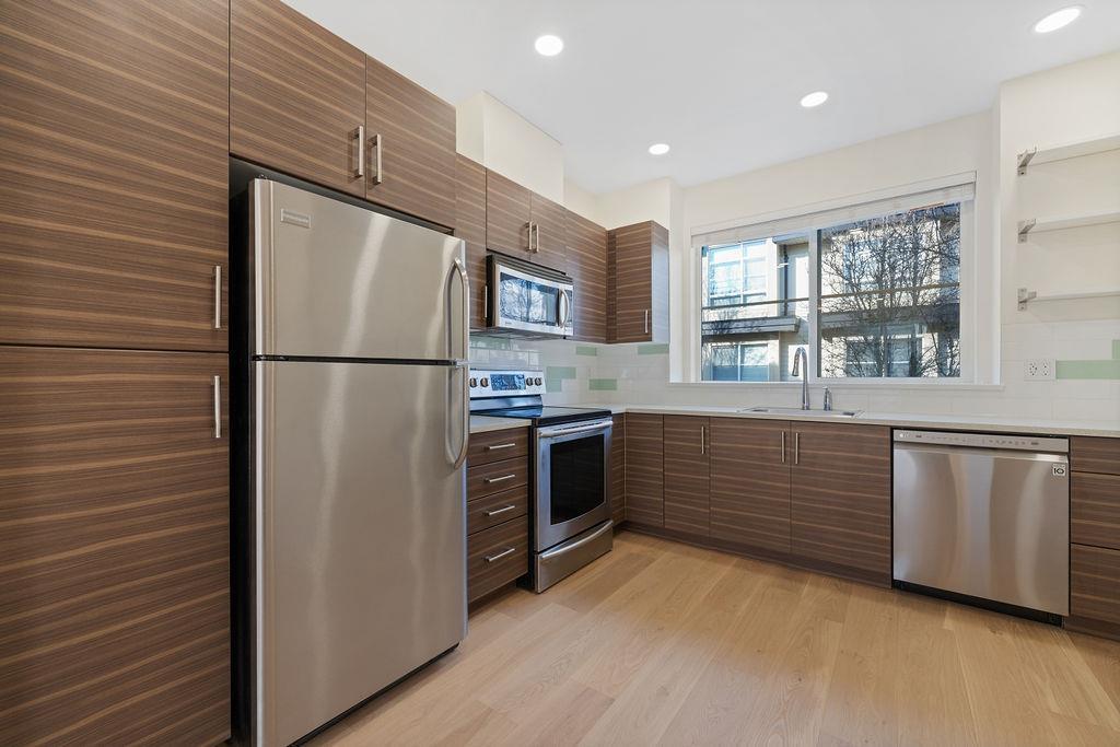 39 19477 72a Avenue, Surrey, British Columbia  V4N 6M2 - Photo 3 - R3095559