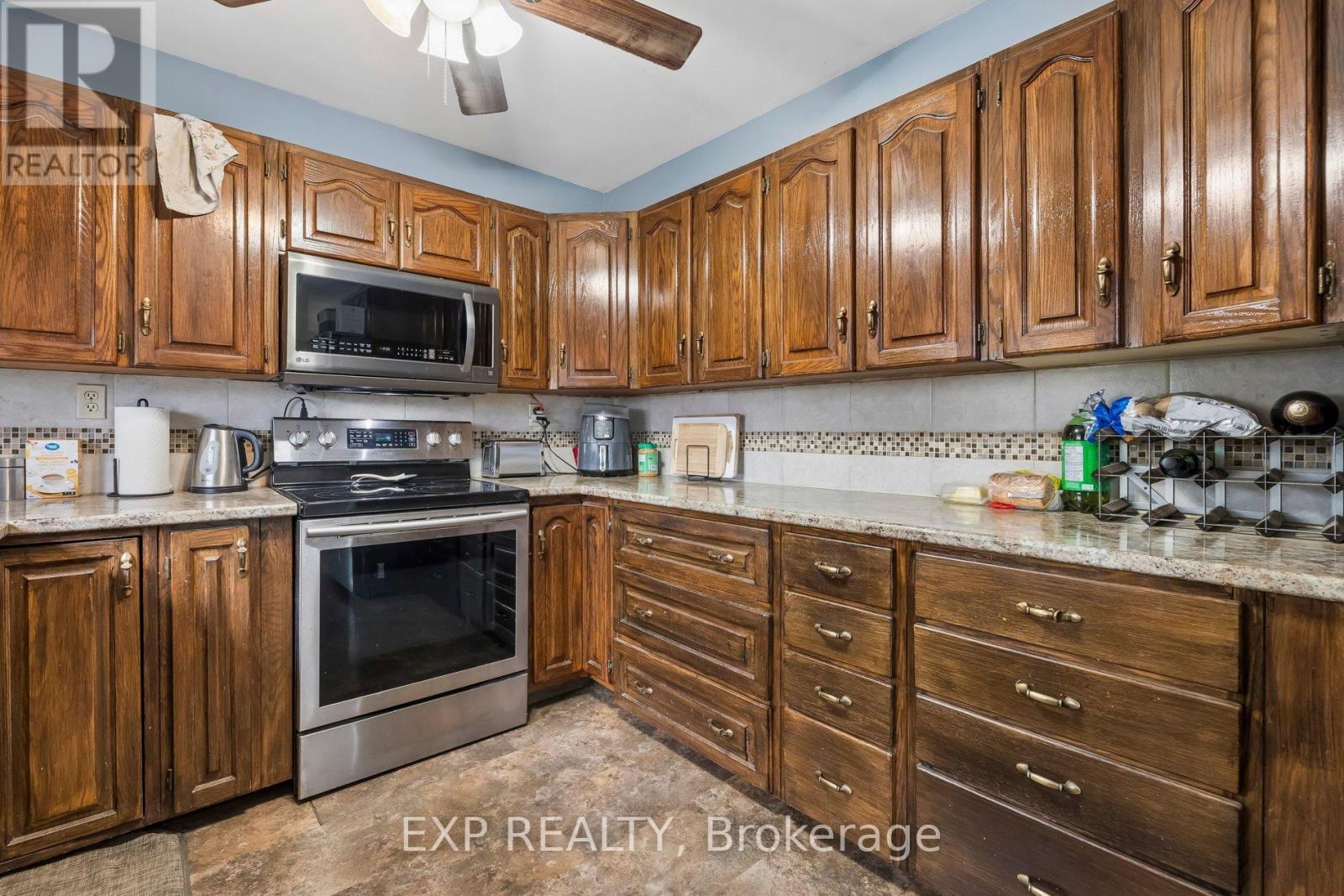 27 John Murray Street, Hamilton (Stoney Creek Mountain), Ontario  L8J 1C5 - Photo 11 - X13032852