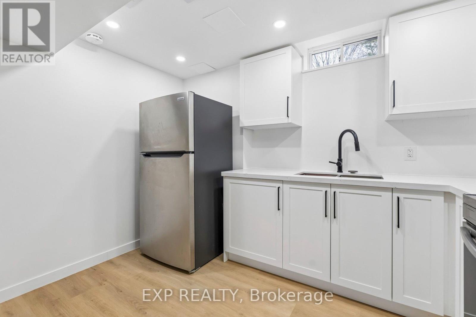 27 John Murray Street, Hamilton (Stoney Creek Mountain), Ontario  L8J 1C5 - Photo 35 - X13032852