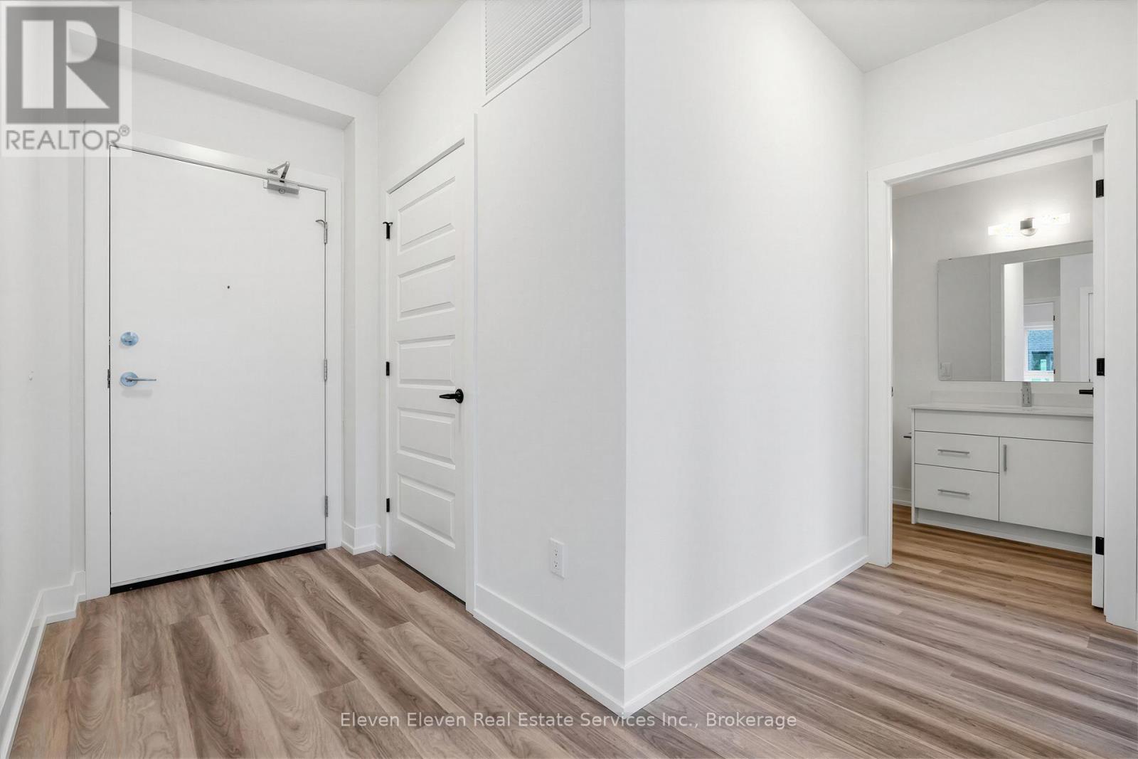 301 - 1100 Lackner Place, Kitchener, Ontario  N2A 0M1 - Photo 6 - X13032878