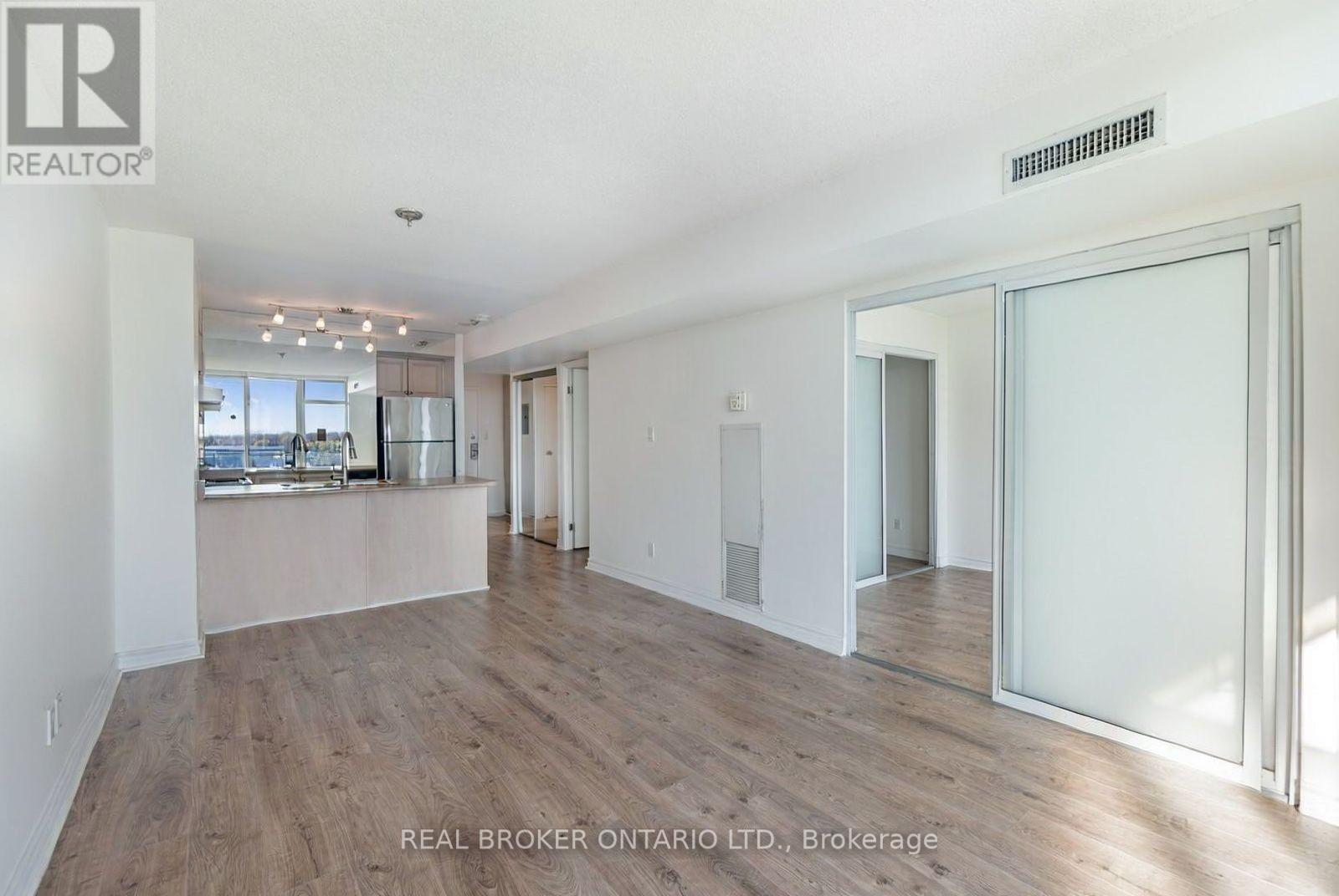 915 - 650 Queens Quay W, Toronto, Ontario  M5V 3N2 - Photo 11 - C13031476