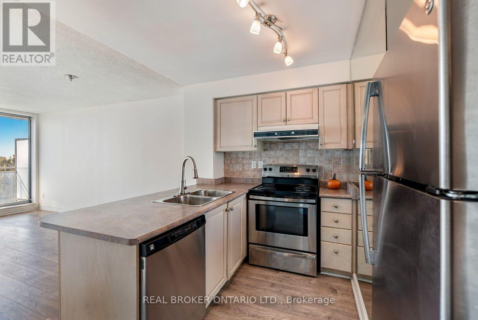 915 - 650 Queens Quay W, Toronto, Ontario  M5V 3N2 - Photo 5 - C13031476