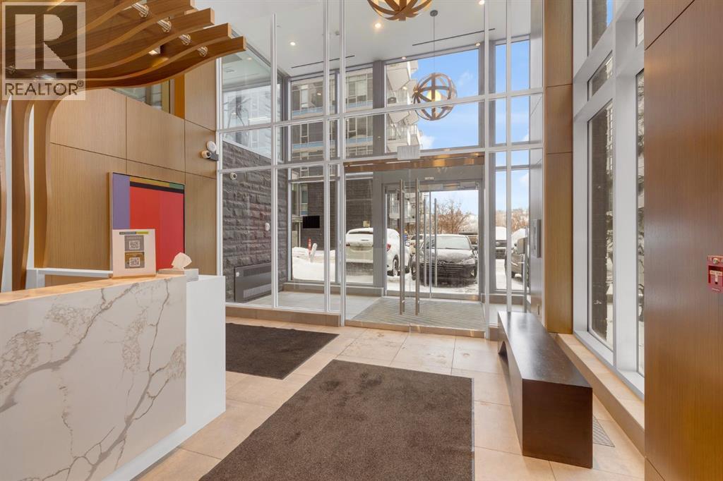 803, 108 Waterfront Court SW, Calgary, Alberta  T2P 1K7 - Photo 10 - A2289668