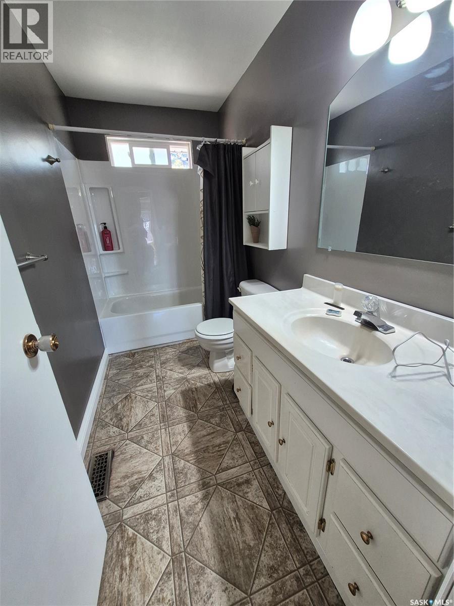 Key West Quarter, Ogema, Saskatchewan  S0C 1Y0 - Photo 14 - SK033533