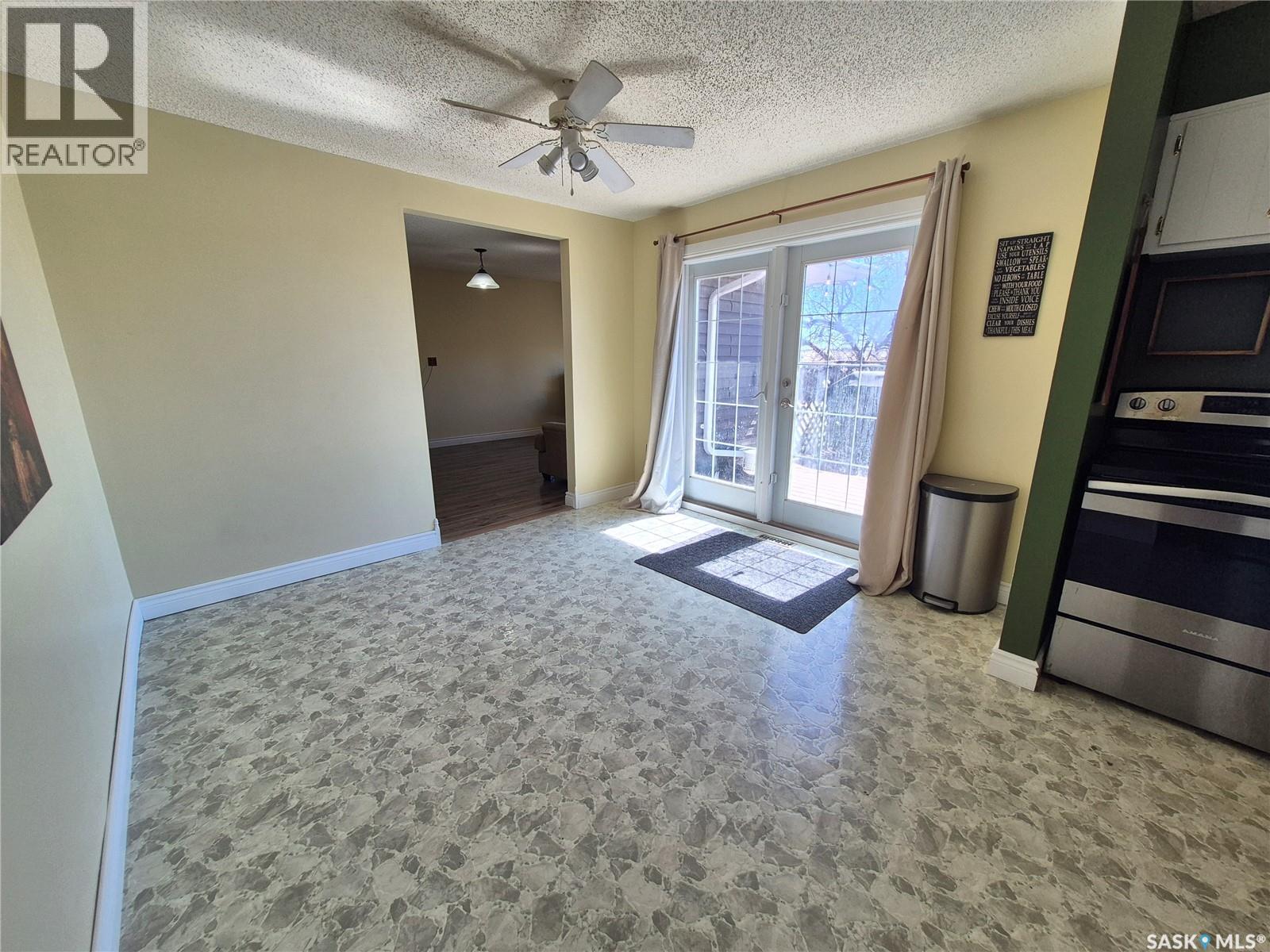 Key West Quarter, Ogema, Saskatchewan  S0C 1Y0 - Photo 7 - SK033533