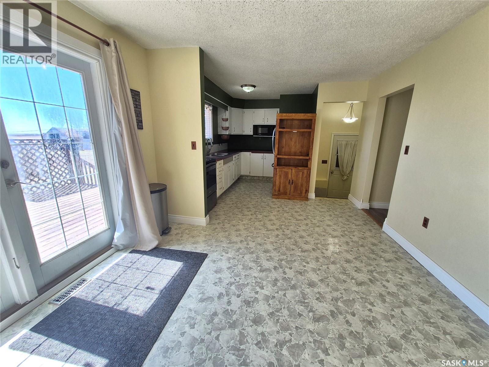 Key West Quarter, Ogema, Saskatchewan  S0C 1Y0 - Photo 6 - SK033533