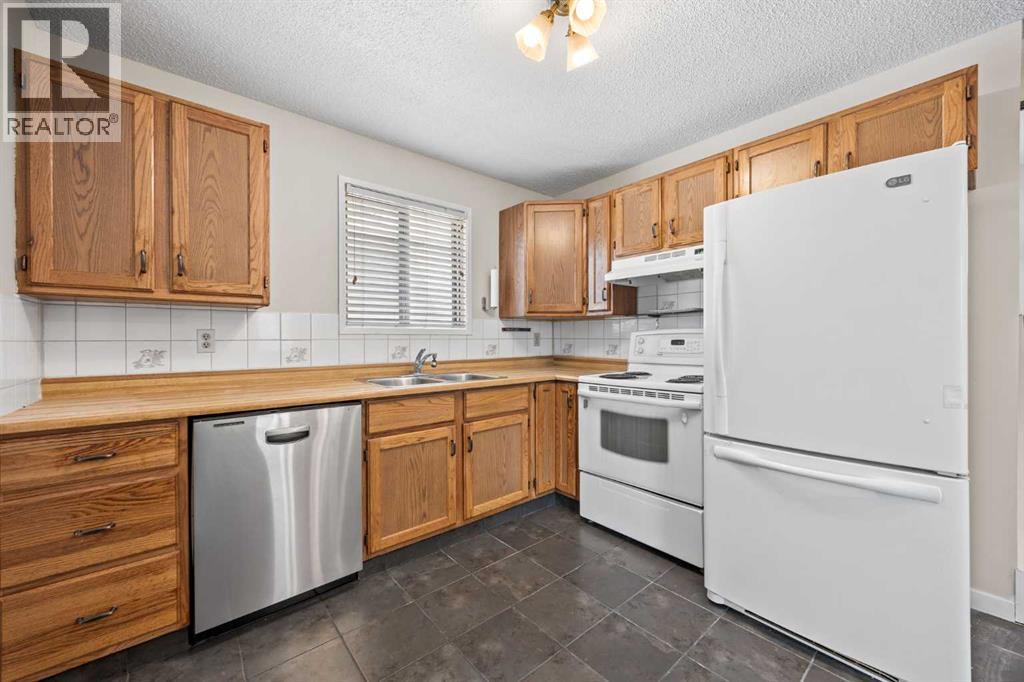 119 Bedfield Close Ne, Calgary, Alberta  T3K 3L6 - Photo 14 - A2303438