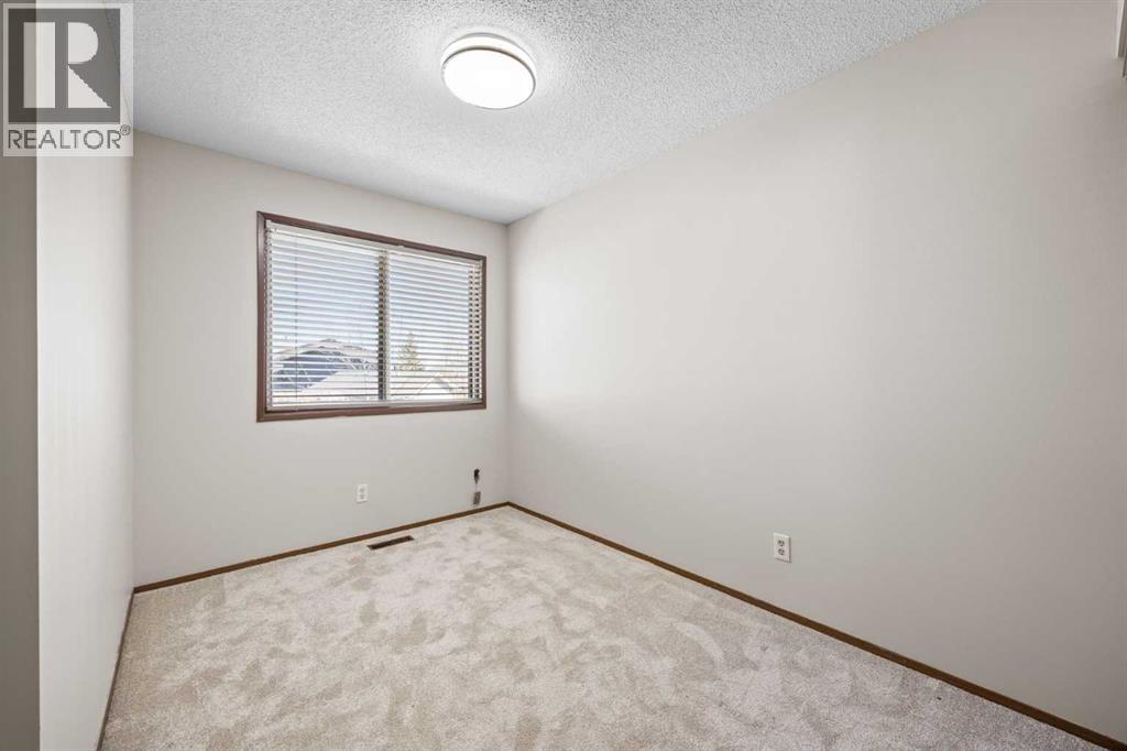 119 Bedfield Close Ne, Calgary, Alberta  T3K 3L6 - Photo 17 - A2303438